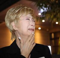 　疋田拓さんとの思い出を話して感極まる瀬川瑛子（撮影・西岡正）