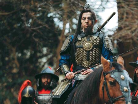 　武人・楊志を演じた満島真之介