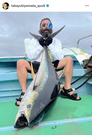 　４２歳を迎えた衝撃ビジュアル。山田孝之のインスタグラム＠ｔａｋａｙｕｋｉｙａｍａｄａ＿ｑｕｕ９より 