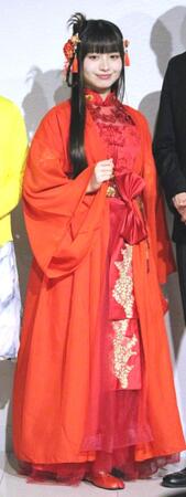 　囲み取材に出席した其原有沙