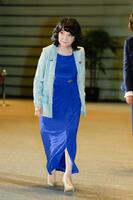 　皇居での認証式を前に首相官邸に入る片山さつき財務相＝２１日