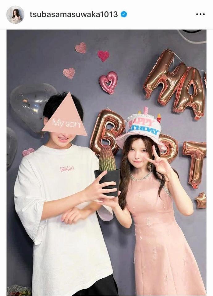 　益若つばさのインスタグラム＠ｔｓｕｂａｓａｍａｓｕｗａｋａ１０１３から