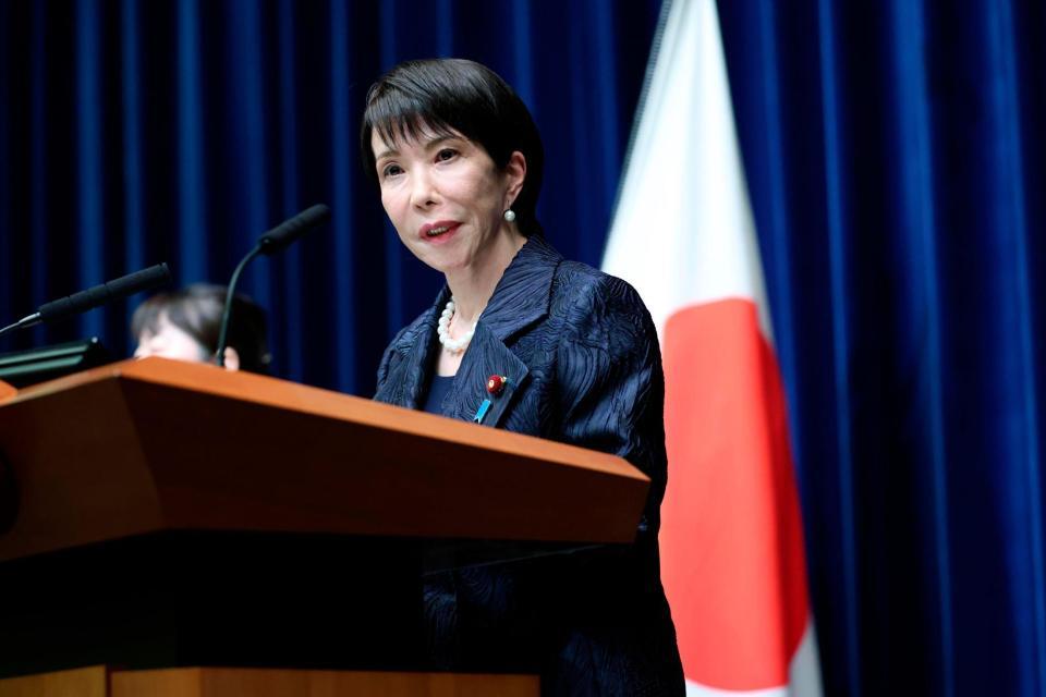 　新内閣が発足し、記者会見する高市早苗首相＝２１日