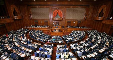 　高市首相の就任後初めての所信表明演説が行われた衆院本会議