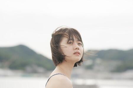 　初の写真集「ＭＡＲＩＮＥ」を発売したつばきファクトリー・福田真琳
