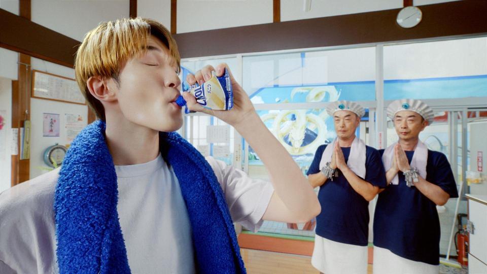 　「クーリッシュ」新ＷＥＢ動画に出演するＳｉｘＴＯＮＥＳのＪＥＳＳＥ