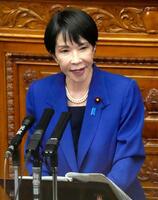 　参院本会議で所信表明演説をする高市首相＝２４日
