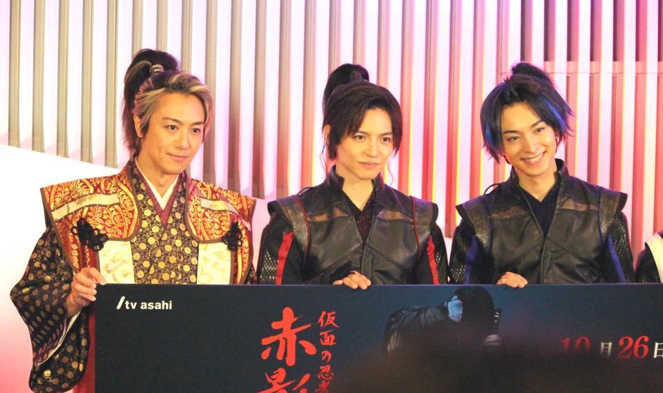 　取材に応じた（左から）ＴＡＫＡＨＩＲＯ、佐藤大樹、木村慧人