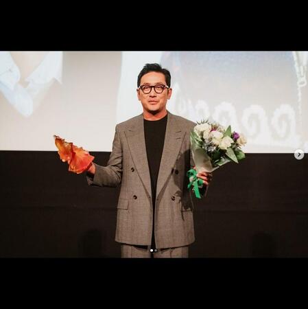 　韓国芸能プロダクション・ＷＡＬＫ　ＨＯＵＳＥカンパニーの公式インスタグラム＠ｗａｌｋｈｏｕｓｅｃｏｍｐａｎｙより　英国・アジア映画祭で功労賞を受賞した俳優のハ・ジョンウ