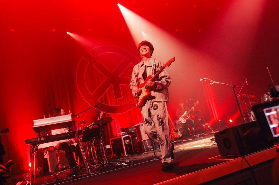 　ソロライブを行った山内総一郎