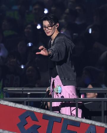 　会場を盛り上げるＪＯ（撮影・石井剣太郎）