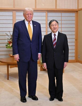 　皇居・御所でトランプ米大統領と会見される天皇陛下（ロイター＝共同）