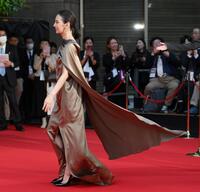 　「第３８回東京国際映画祭」レッドカーペットに登場した北川景子（撮影・伊藤笙子）