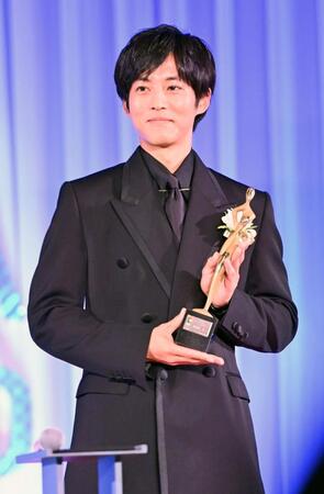 　主演男優賞を受賞した松坂桃李（撮影・持木克友）