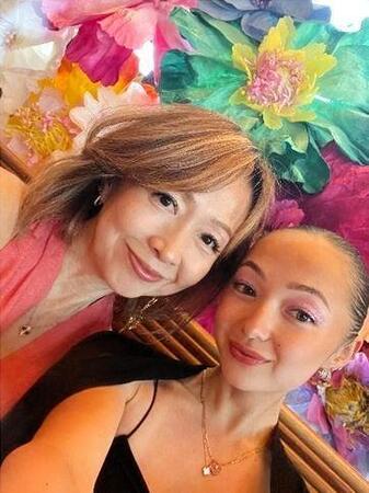 倉沢淳美のインスタグラム＠ａｔｓｕｍｉｋｕｒａｓａｗａ（１０月２０日付）より