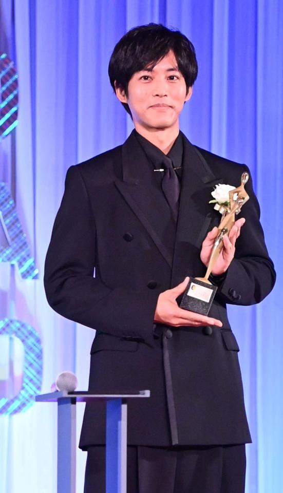 　主演男優賞を受賞した松坂桃李（撮影・持木克友）