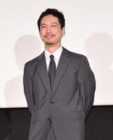 　初日舞台あいさつに登場した坂口健太郎（撮影・開出牧）