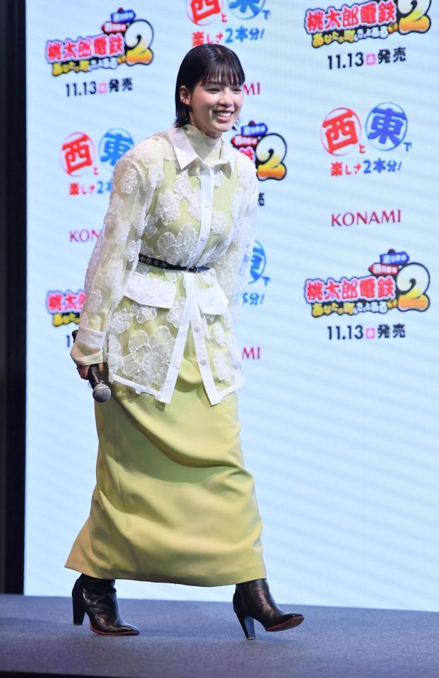 　イベントに登場した石井杏奈（撮影・開出牧）