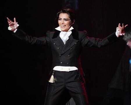 　ボー・ブランメルを演じる朝美絢（撮影・高部洋祐）