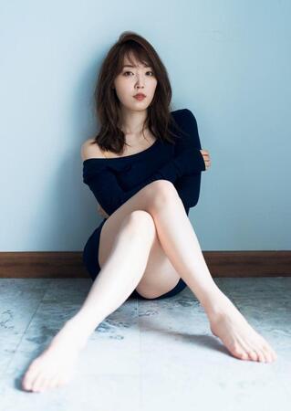 　譜久村聖写真集「瑠璃藍」（撮影：唐木貴央　ワニブックス刊）