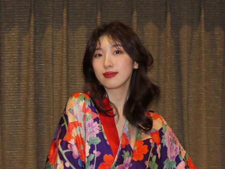 　舞台「ストリッパー物語」に主演の日比美思