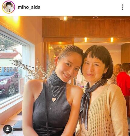 　娘と。藍田美豊さんのインスタグラム＠ｍｉｈｏ＿ａｉｄａより