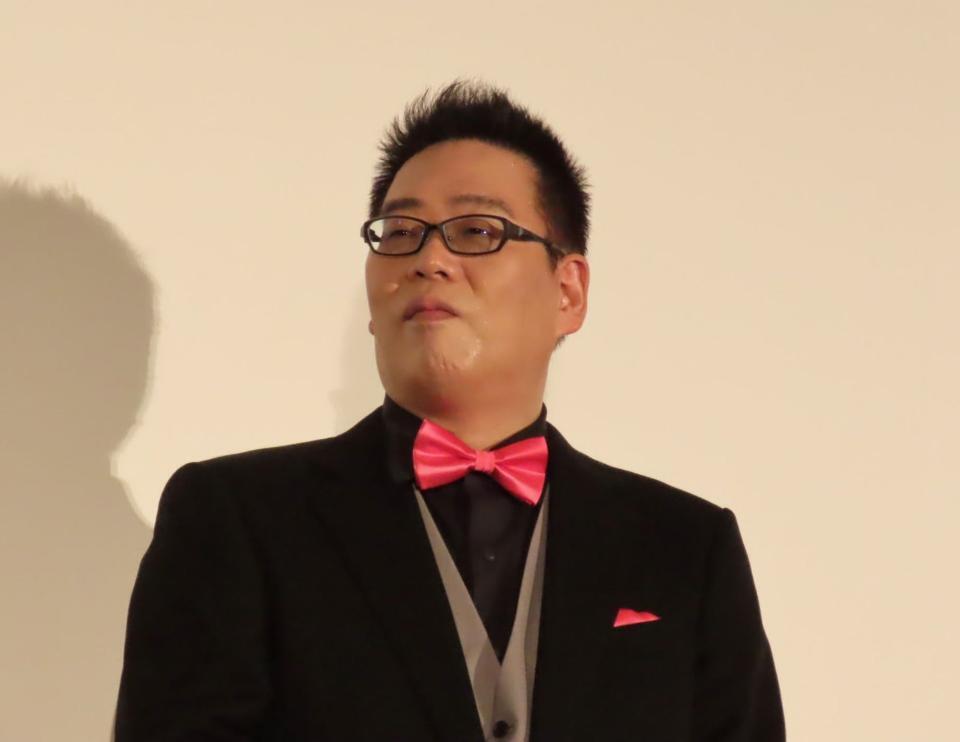 舞台あいさつに登壇した乃村健次