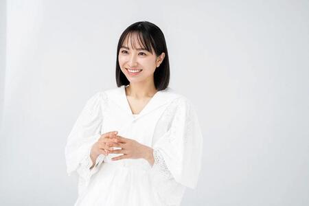 　インタビューに答える田牧そら