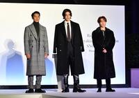 　イベントに登場したＳｎｏｗ　Ｍａｎの（左から）岩本照、ラウール、渡辺翔太（撮影・開出牧）