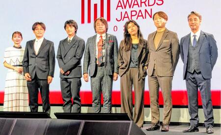 　「ＭＵＳＩＣ　ＡＷＡＲＤＳ　ＪＡＰＡＮ　２０２６」の記者発表会に出席した（左から）山本里菜アナウンサー、芝那典氏、櫻井海音、野村達矢実行委員長、ヒコロヒー、松島功氏、クリス・ペプラー