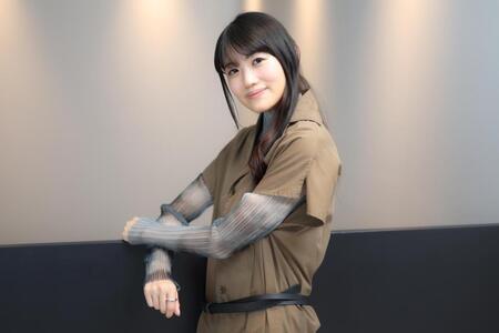 　優しくほほ笑む早見沙織（撮影・吉澤敬太）