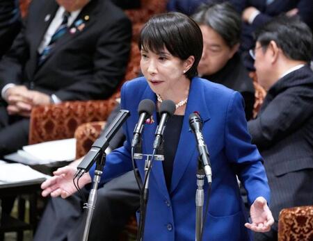 　衆院予算委で答弁する高市首相