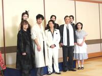 　舞台「醉いどれ天使」の取材会に出席した（前列左から）深作健太、渡辺大、北山宏光、大鶴義丹、佐藤仁美、（後列左から）阪口珠美、横山由依、岡田結実