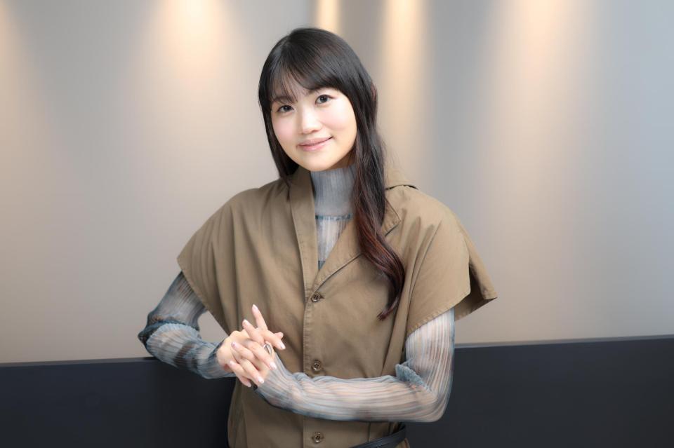 　優しくほほ笑む早見沙織（撮影・吉澤敬太）