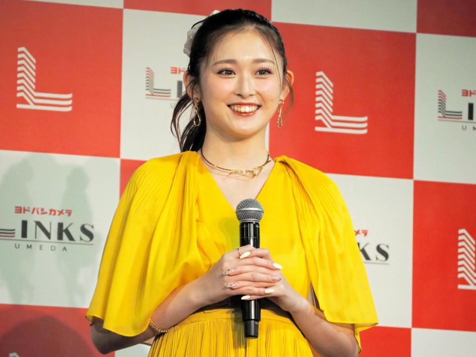 　「リンクス梅田」公式アンバサダー就任式に登場したゆうちゃみ