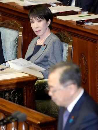 衆院本会議で公明党の斉藤代表の代表質問を聞く高市首相＝５日午後