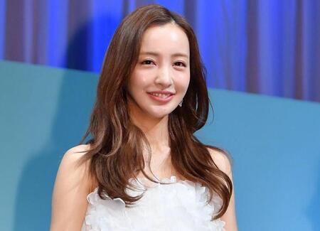 　板野友美（２０２５年１１月２日撮影）