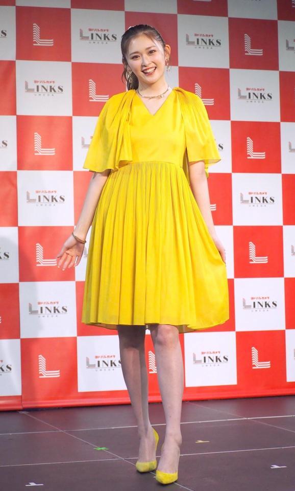 　笑顔のゆうちゃみ