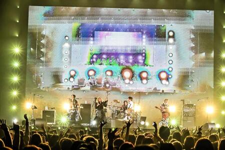 　２５周年ライブを開催したＮＩＧＨＴＭＡＲＥ（撮影・菅沼剛弘　Ｔａｋｅｈｉｒｏ　　Ｓｕｇａｎｕｍａ） 