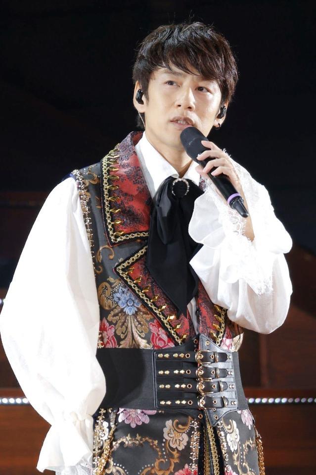 　ファンに感謝するＫＡＴ－ＴＵＮの中丸雄一