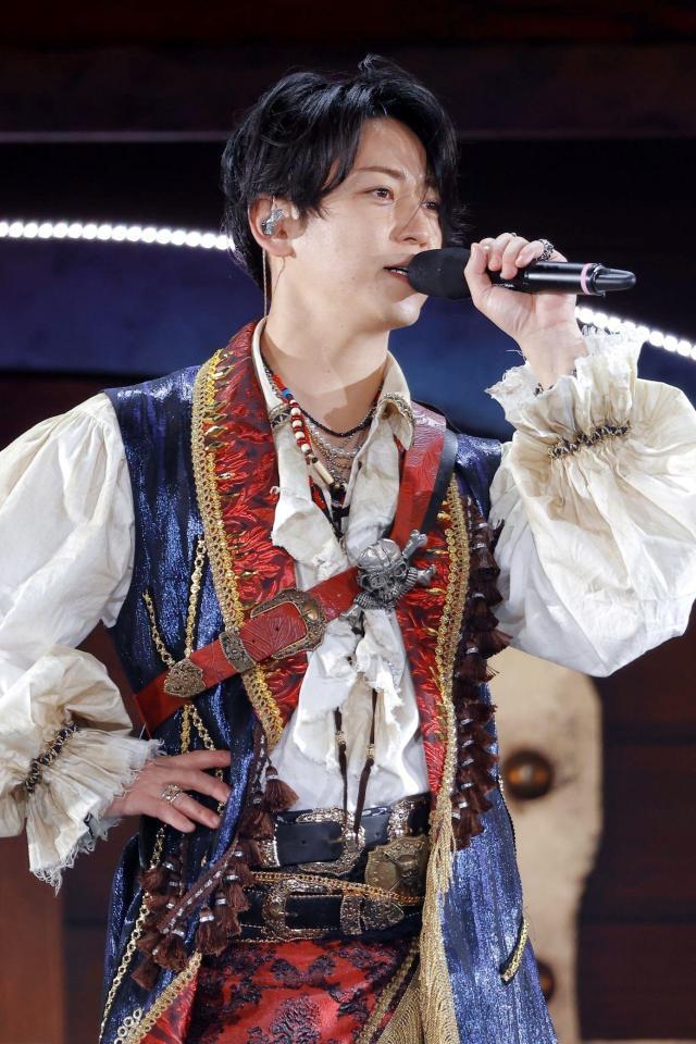 　ラストライブでマイクを握るＫＡＴ－ＴＵＮの亀梨和也