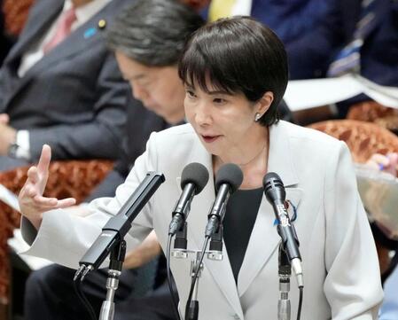 　衆院予算委で答弁する高市首相