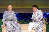 　「『国ぁ宝（酷ほう）』～ジュェラシックパーク　ワールドシリーズ　第７戦～」に出演したウド鈴木（左）、ジミー大西　©吉本興業