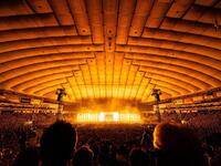 　矢沢永吉ソロデビュー５０周年記念ライブ全景＝ＰＨＯＴＯ：ＨＩＲＯ　ＫＩＭＵＲＡ 