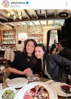 　後藤久美子（左）の長女エレナ（右）のインスタグラム＠ａｌｅｓｉｈｅｌｅｎａ（２２年１１月）より 