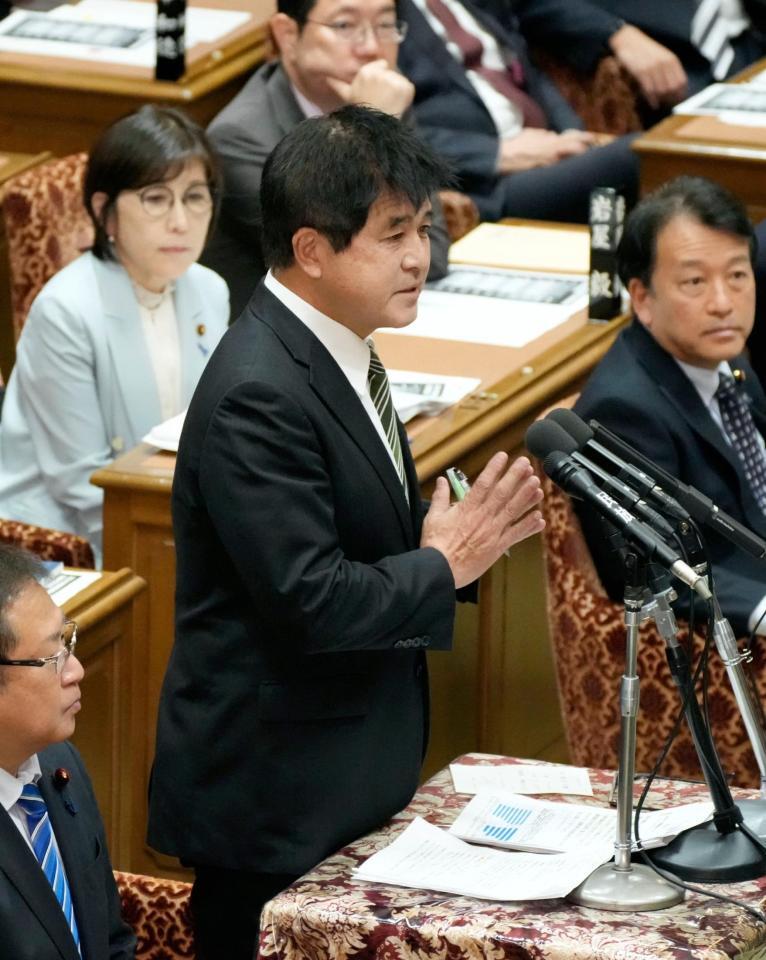 　衆院予算委で質問する立憲民主党の今井雅人氏
