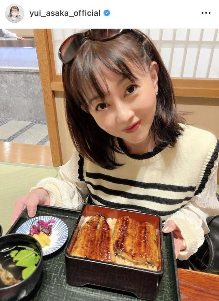 　浅香唯のインスタグラム＠ｙｕｉ＿ａｓａｋａ＿ｏｆｆｉｃｉａｌ（１１月１０日付）より 