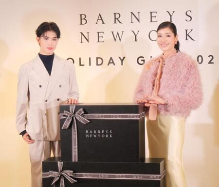 　イベントに出席した増子敦貴（左）とアンミカ