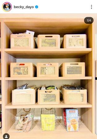 自宅のパントリー。これはほんの一部。ベッキーのインスタグラム＠ｂｅｃｋｙ＿ｄａｙｏ（１０月２３日付）より 