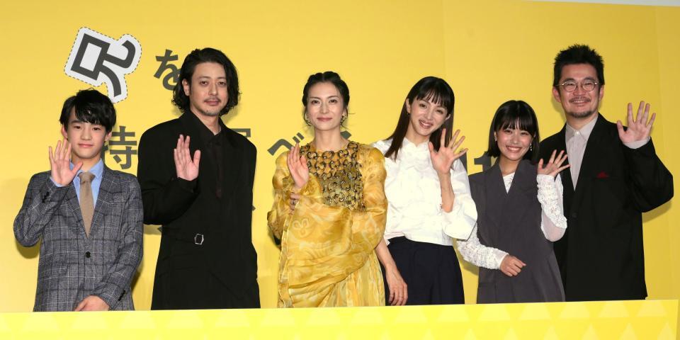 　プレミア上映会に登場した（左から）味元耀大、オダギリジョー、柴咲コウ、満島ひかり、青山姫乃、中野量太監督（撮影・堀内翔） 